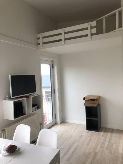 Ruba Apartments - Downtown - Marina - Old Town - Τόρσχαβν Εξωτερικό φωτογραφία